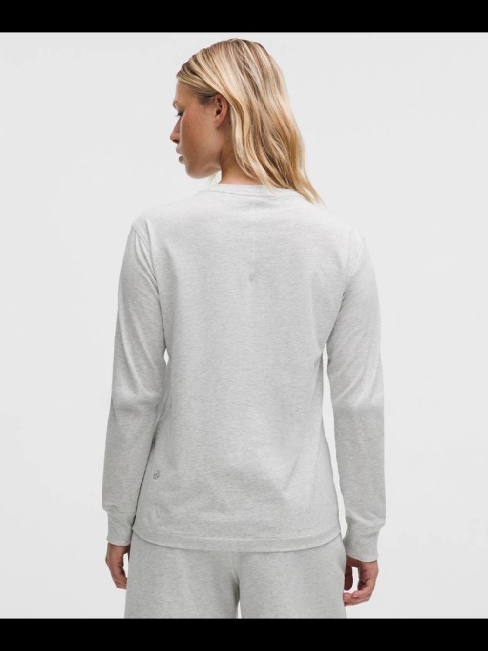 lululemon athletica Light Gray Long-Sleeve Tee
